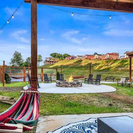 Sojourn Lodging Sevierville Exterior photo