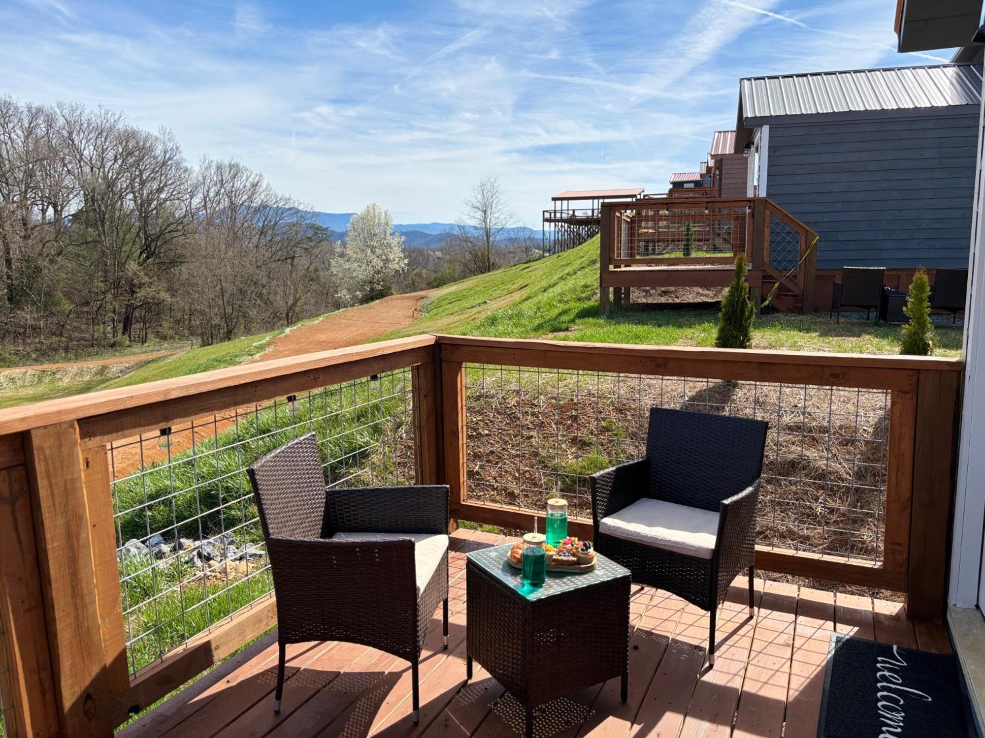 Sojourn Lodging Sevierville Exterior photo